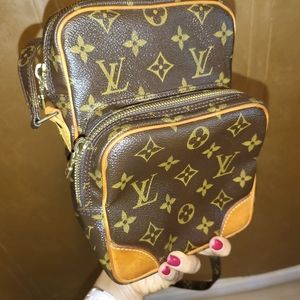 Vintage Louis Vuitton Amazone Monogram